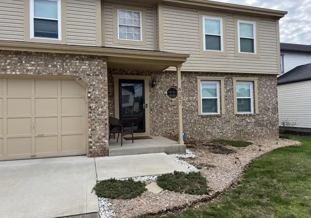2nd image of 6057 Northbend Dr, Canal Winchester, OH 43110 | MLS# 226009572