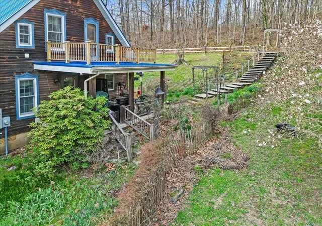Homes for sale in Frazeysburg, OH | 17114 Mcdonald Rd, Frazeysburg, OH 43822 | MLS# 226019308