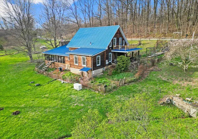 Homes for sale in Frazeysburg, OH | 17114 Mcdonald Rd, Frazeysburg, OH 43822 | MLS# 226019308