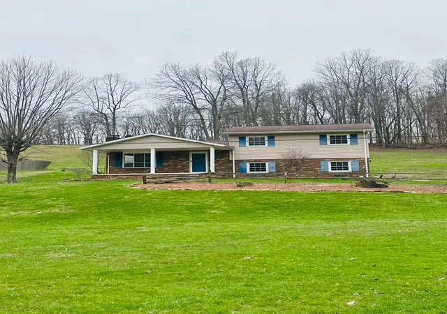 Homes for sale in Logan, OH | 36265 Geiger Rd, Logan, OH 43138 | MLS# 226008548