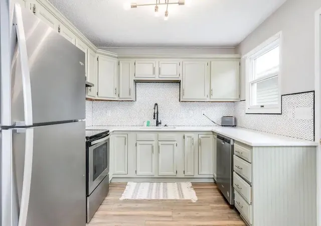 Photo 3 of Single family home for sale at 606 Reynolds Ave, Columbus, OH 43201 | MLS# 226008788 | Listing updated on 2026-07-29