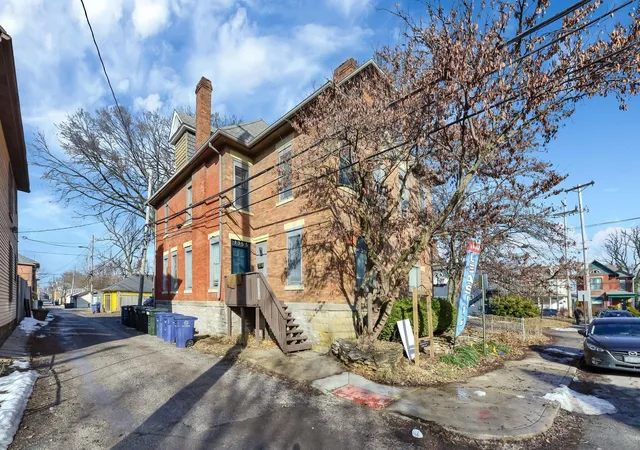 Homes for sale in Columbus, OH | 1355 Dennison Ave #1357, Columbus, OH 43201 | MLS# 226009053