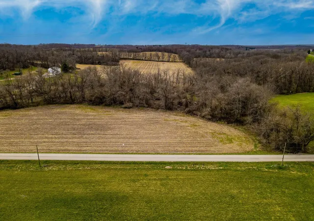4th image of 0 Lonesome Rd, Thornville, OH 43076 | MLS# 226008737