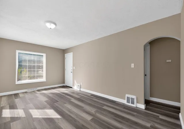 Homes for sale in Columbus, OH | 774 Racine Ave, Columbus, OH 43204 | MLS# 226009714