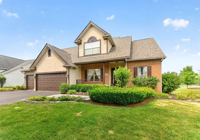 image of 7215 Bromfield Dr, Canal Winchester, OH 43110 | MLS# 226013671