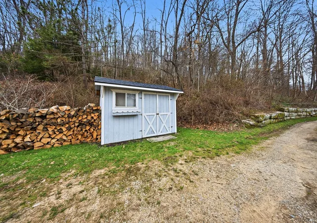 Homes for sale in Glenmont, OH | 3535 Township Rd 29, Glenmont, OH 44628 | MLS# 226009901