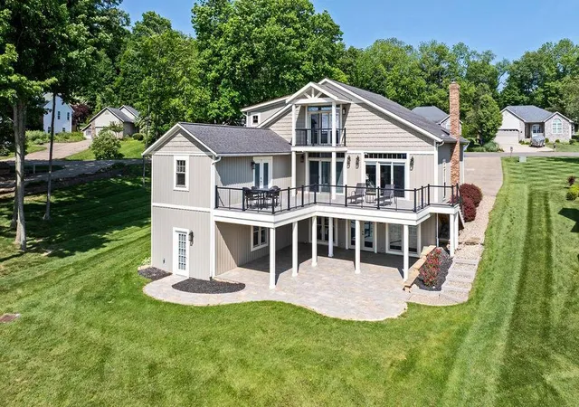 Homes for sale in Howard, OH | 4053 Apple Valley Dr, Howard, OH 43028 | MLS# 226010166