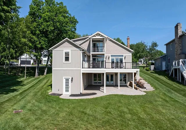 Homes for sale in Howard, OH | 4053 Apple Valley Dr, Howard, OH 43028 | MLS# 226010166