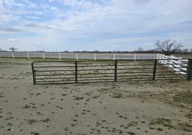 5th image of 0 Neil East Rd E, London, OH 43140 | MLS# 226009672