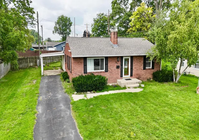 Photo 1 of Single family home for sale at 305 Danhurst Rd, Columbus, OH 43228 | MLS# 226009518 | Listing updated on 2026-09-09