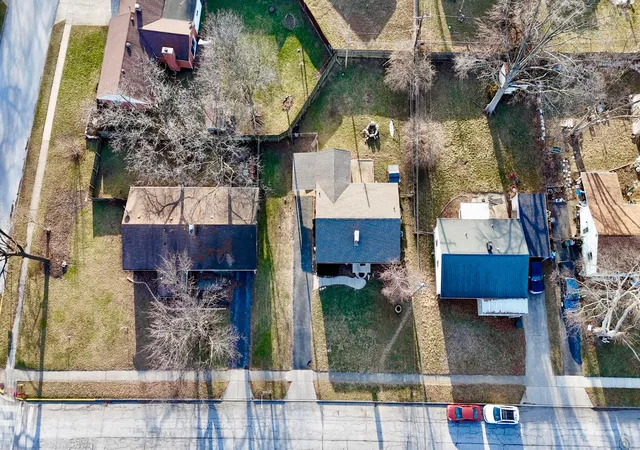 4th image of 305 Danhurst Rd, Columbus, OH 43228 | MLS# 226009518