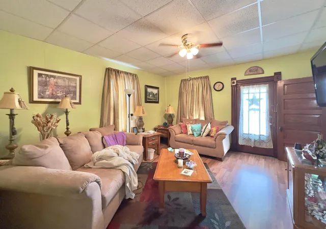Homes for sale in Nelsonville, OH | 944 Poplar St, Nelsonville, OH 45764 | MLS# 226009512