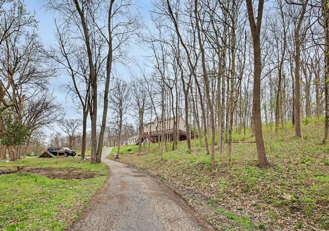 2nd image of 10444 Dayton Cincinnati Pike, Miamisburg, OH 45342 | MLS# 226009658