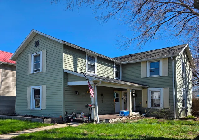Homes for sale in Lancaster, OH | 200 Sherman Ave, Lancaster, OH 43130 | MLS# 226009676