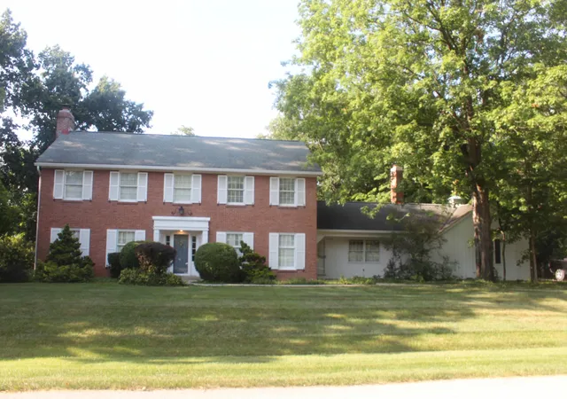 Photo 1 of Single family home for sale at 6010 Forestview Dr, Columbus, OH 43213 | MLS# 226025564 | Listing updated on 2026-09-14