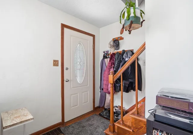 5th image of 912 W 11Th Ave, Columbus, OH 43212 | MLS# 226011745