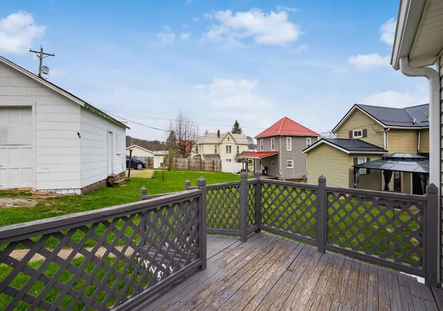 Homes for sale in Crooksville, OH | 105 S State St, Crooksville, OH 43731 | MLS# 226010038