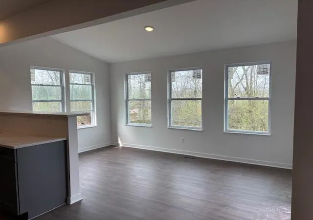 Photo 3 of Single family home for sale at 185 Black Oak Ave, Marysville, OH 43040 | MLS# 226010128 | Listing updated on 2026-07-28