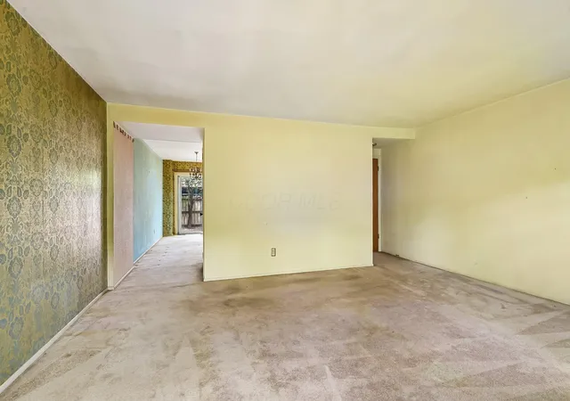 Photo 4 of Condo for sale at 601 Dlyn St, Columbus, OH 43228 | MLS# 226021471 | Listing updated on 2026-08-12