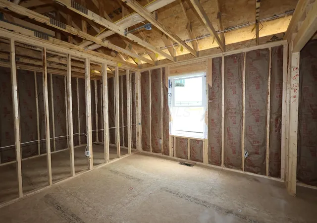 Photo 3 of Sale Pending at 1494 Kenneth Dr, Delaware, OH 43015 | MLS# 226010318 | Listing updated on 2026-05-26