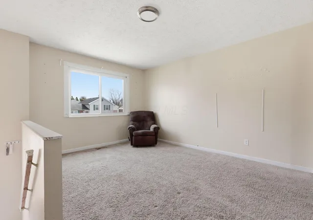 Photo 4 of Single family home for sale at 3801 Whetstone Dr, Groveport, OH 43125 | MLS# 226010323 | Listing updated on 2026-09-27