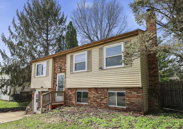 2nd image of 3801 Whetstone Dr, Groveport, OH 43125 | MLS# 226010323