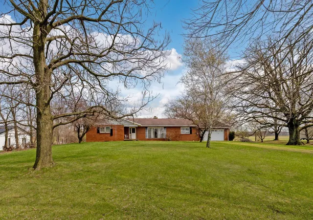 2nd image of 2554 Dry Lane Rd N, La Rue, OH 43332 | MLS# 226010540