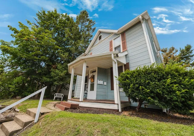 5th image of 866 Main St #A, Coshocton, OH 43812 | MLS# 226010659