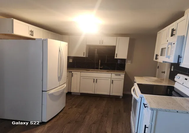 12th image of 3270 E Livingston Ave, Columbus, OH 43227 | MLS# 226010421