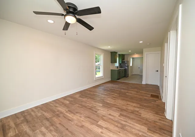 4th image of 327 Clinton St, Marion, OH 43302 | MLS# 226018609