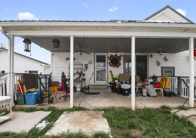 Homes for sale in Syracuse, OH | 2101 W College Rd, Syracuse, OH 45779 | MLS# 226010672
