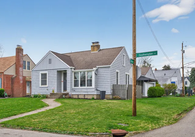 Homes for sale in Columbus, OH | 121 S Southampton Ave, Columbus, OH 43204 | MLS# 226010859