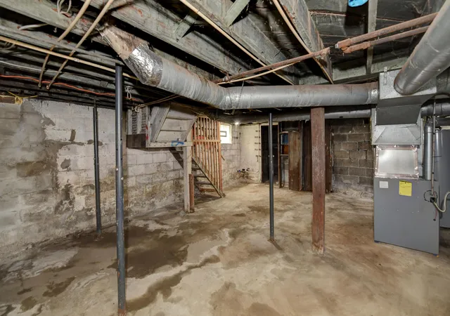35th image of 698 Wager St, Columbus, OH 43206 | MLS# 226012728