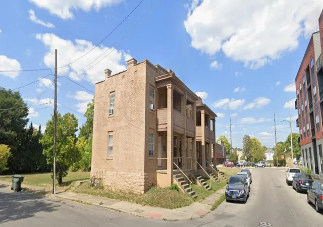 1st image of 407 Oakwood Ave, Columbus, OH 43205 | MLS# 226010802
