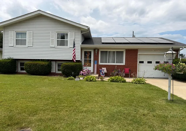Homes for sale in Logan, OH | 953 Marla Ave, Logan, OH 43138 | MLS# 226010920