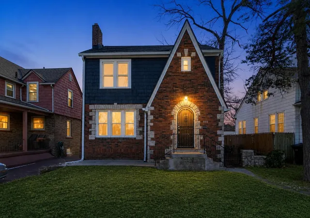 Photo 1 of Single family home for sale at 972 Berkeley Rd, Columbus, OH 43206 | MLS# 226012037 | Listing updated on 2026-09-11