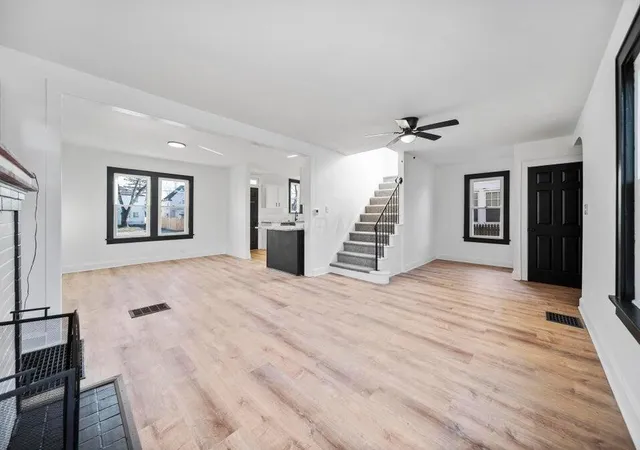 Photo 3 of Single family home for sale at 972 Berkeley Rd, Columbus, OH 43206 | MLS# 226012037 | Listing updated on 2026-09-11