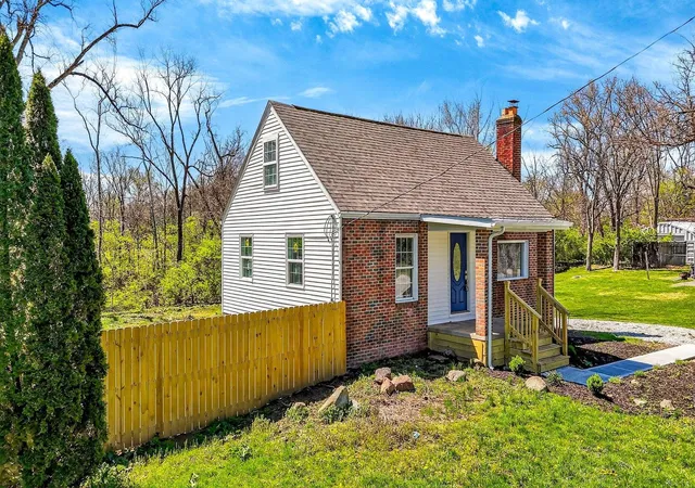 2nd image of 2245 Big Run Rd E, Grove City, OH 43123 | MLS# 226011557