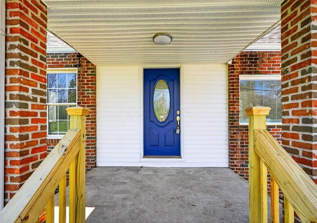 3rd image of 2245 Big Run Rd E, Grove City, OH 43123 | MLS# 226011557