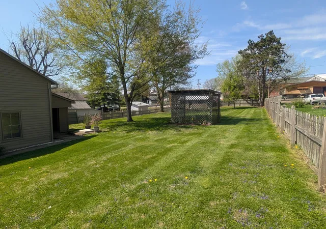 Homes for sale in Somerset, OH | 114 W Sheridan Ave, Somerset, OH 43783 | MLS# 226011513