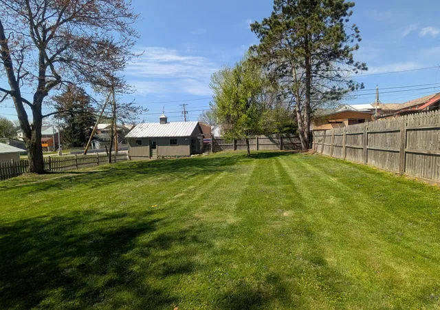 Homes for sale in Somerset, OH | 114 W Sheridan Ave, Somerset, OH 43783 | MLS# 226011513