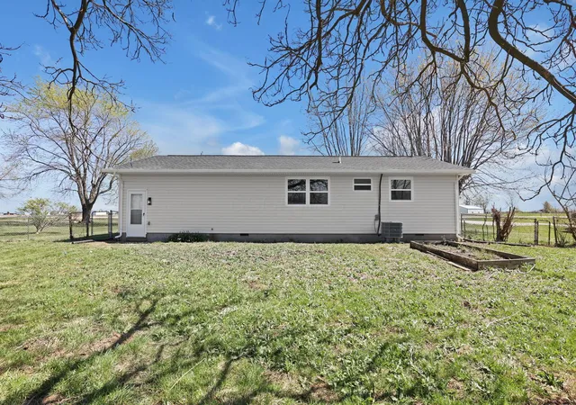 Homes for sale in Washington Court House, OH | 2489 State Route 38 Ne, Washington Court House, OH 43160 | MLS# 226011574
