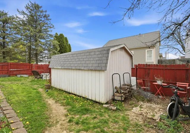 5th image of 1000 Beaujolais Pl, Galloway, OH 43119 | MLS# 226011593