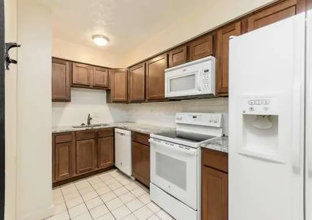 Homes for sale in Columbus, OH | 65 E 18Th Ave, Columbus, OH 43201 | MLS# 226015084