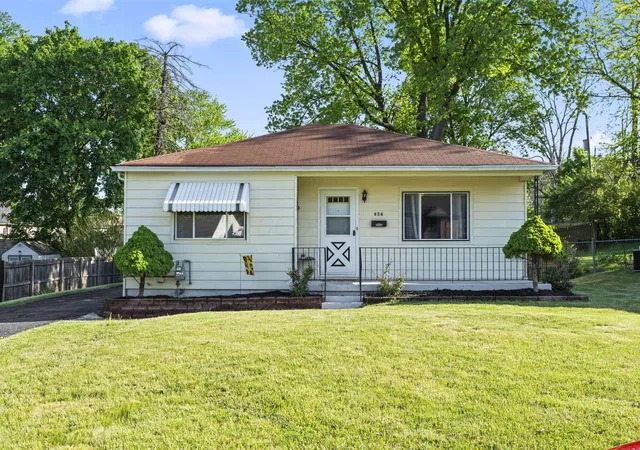 Homes for sale in Springfield, OH | 656 Mayhill Rd, Springfield, OH 45504 | MLS# 226013541