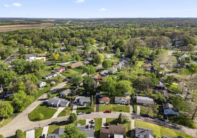 Homes for sale in Springfield, OH | 656 Mayhill Rd, Springfield, OH 45504 | MLS# 226013541
