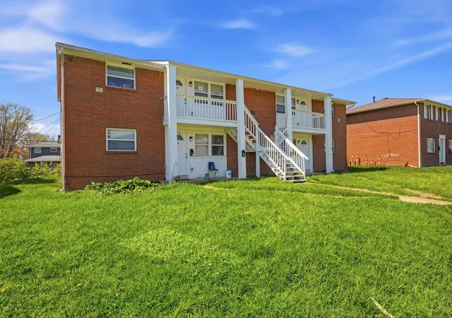 2nd image of 441 447 Barnett Rd, Columbus, OH 43213 | MLS# 226011789