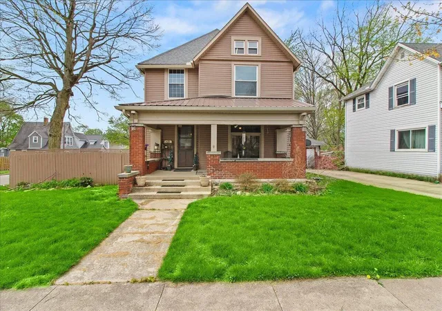 Homes for sale in Bellefontaine, OH | 501 N Madriver St, Bellefontaine, OH 43311 | MLS# 226012368