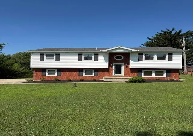2nd image of 8225 Fosnaugh School Rd Sw, Stoutsville, OH 43154 | MLS# 226012070