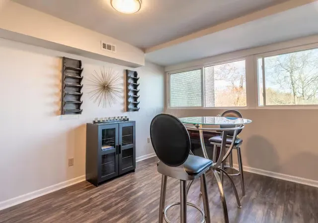 3rd image of 2500 Warsaw Ave #10, Cincinnati, OH 45204 | MLS# 226012259